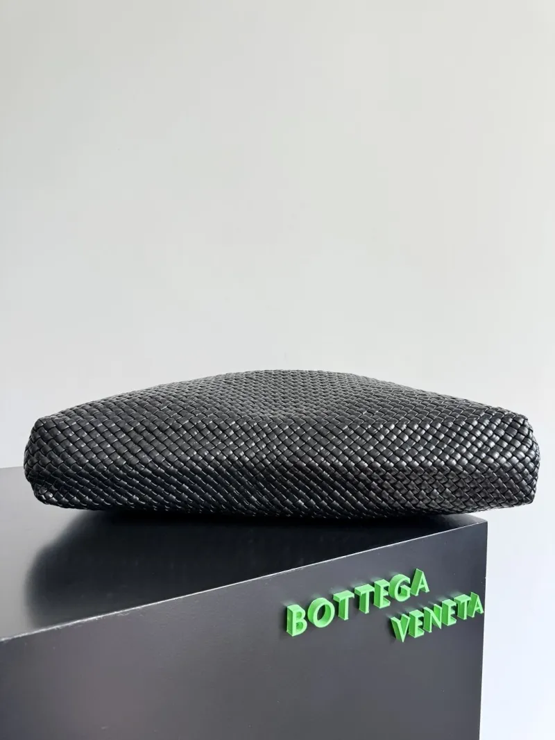Alternative view of BV Top Handle Bags-30