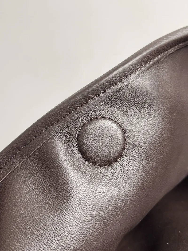 Bottega Veneta Dark Brown Woven Top Handle Bag - Image 7
