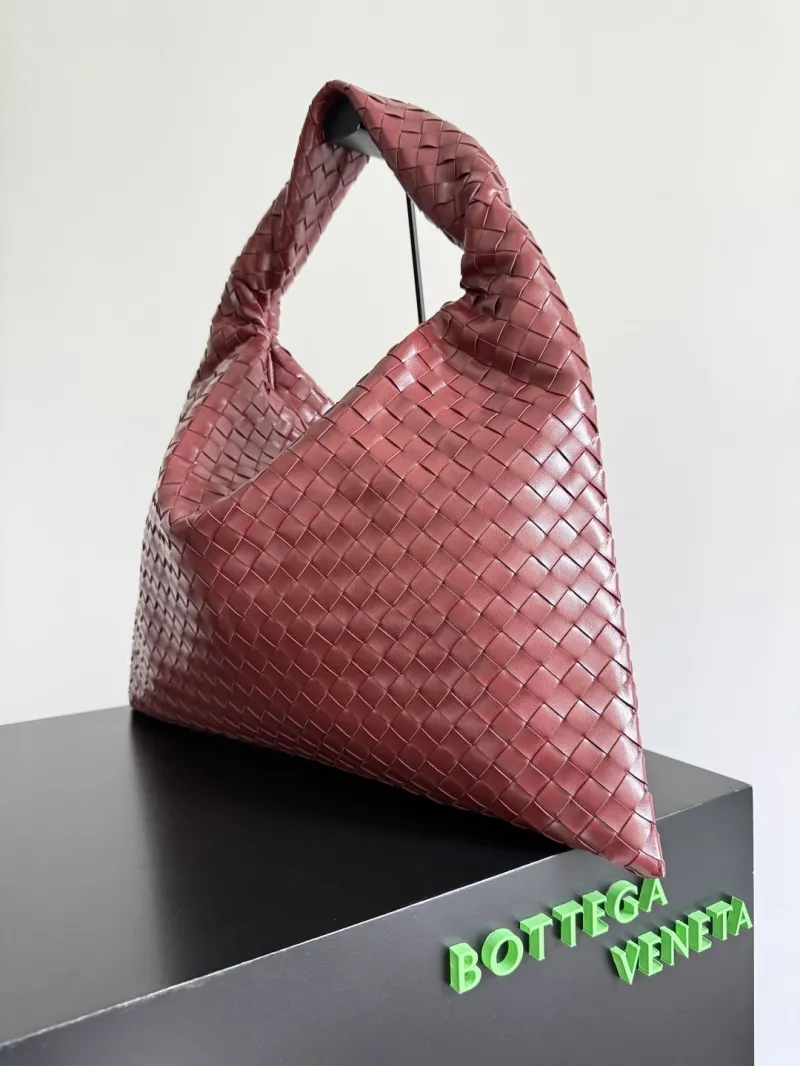 Alternative view of BV Top Handle Bags-46