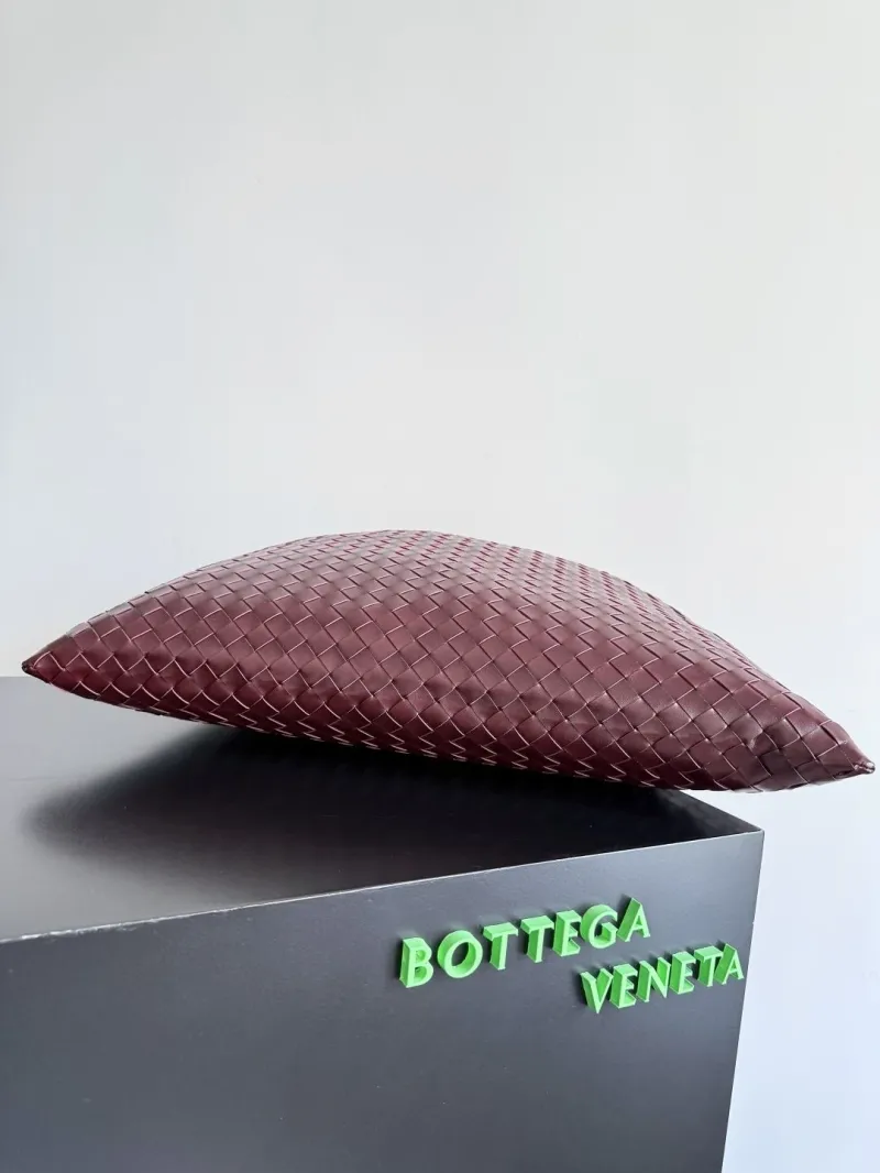 Bottega Veneta Burgundy Woven Top Handle Bag - Image 3