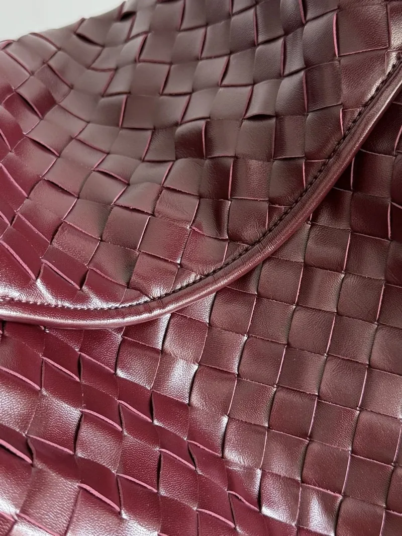 Bottega Veneta Burgundy Woven Top Handle Bag - Image 6