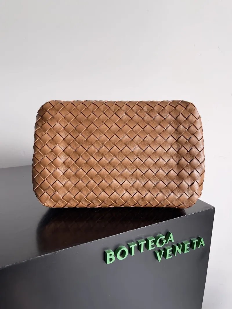 Alternative view of BV Top Handle Bags-57