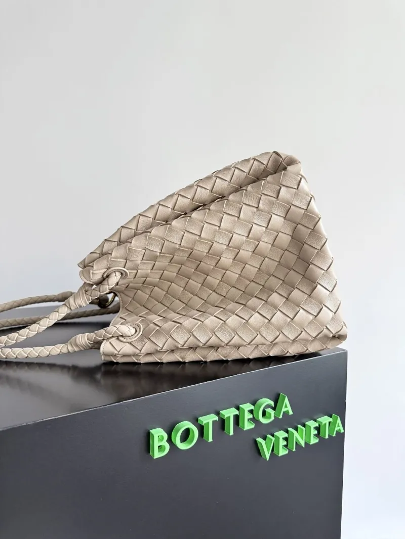 Alternative view of BV Top Handle Bags-67