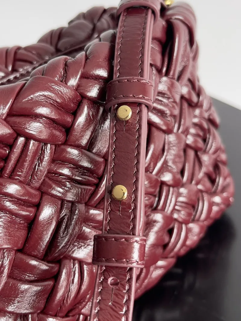 BOTTEGA VENTEA Burgundy Woven Top Handle Shoulder Bag - Image 4