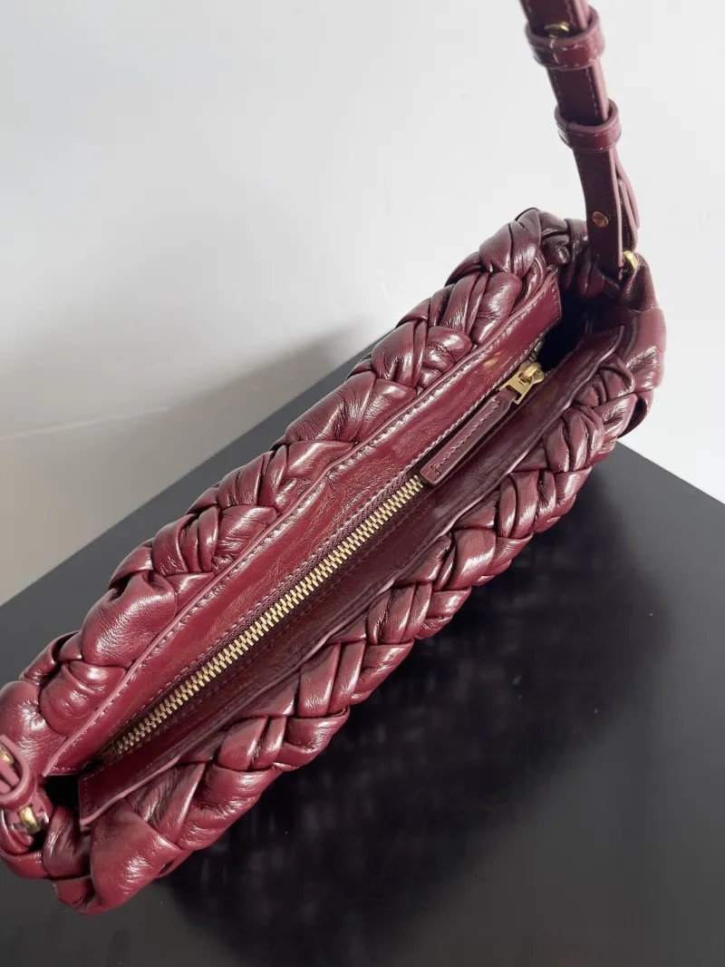 BOTTEGA VENTEA Burgundy Woven Top Handle Shoulder Bag - Image 7
