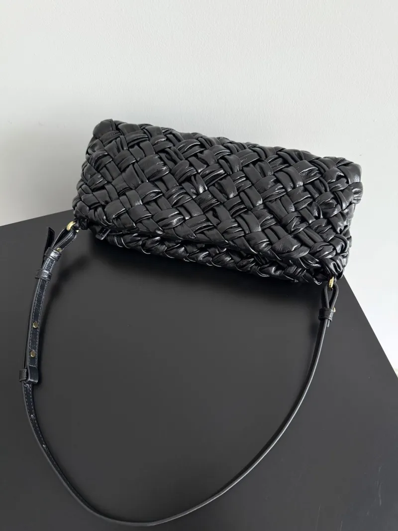 Bottega Veneta Black Woven Leather Shoulder Bag 77 - Image 6