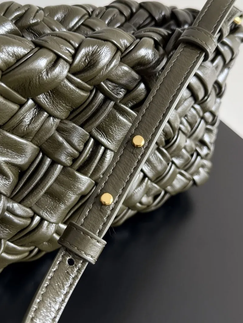 Bottega Veneta Woven Olive Leather Shoulder Bag - Image 5