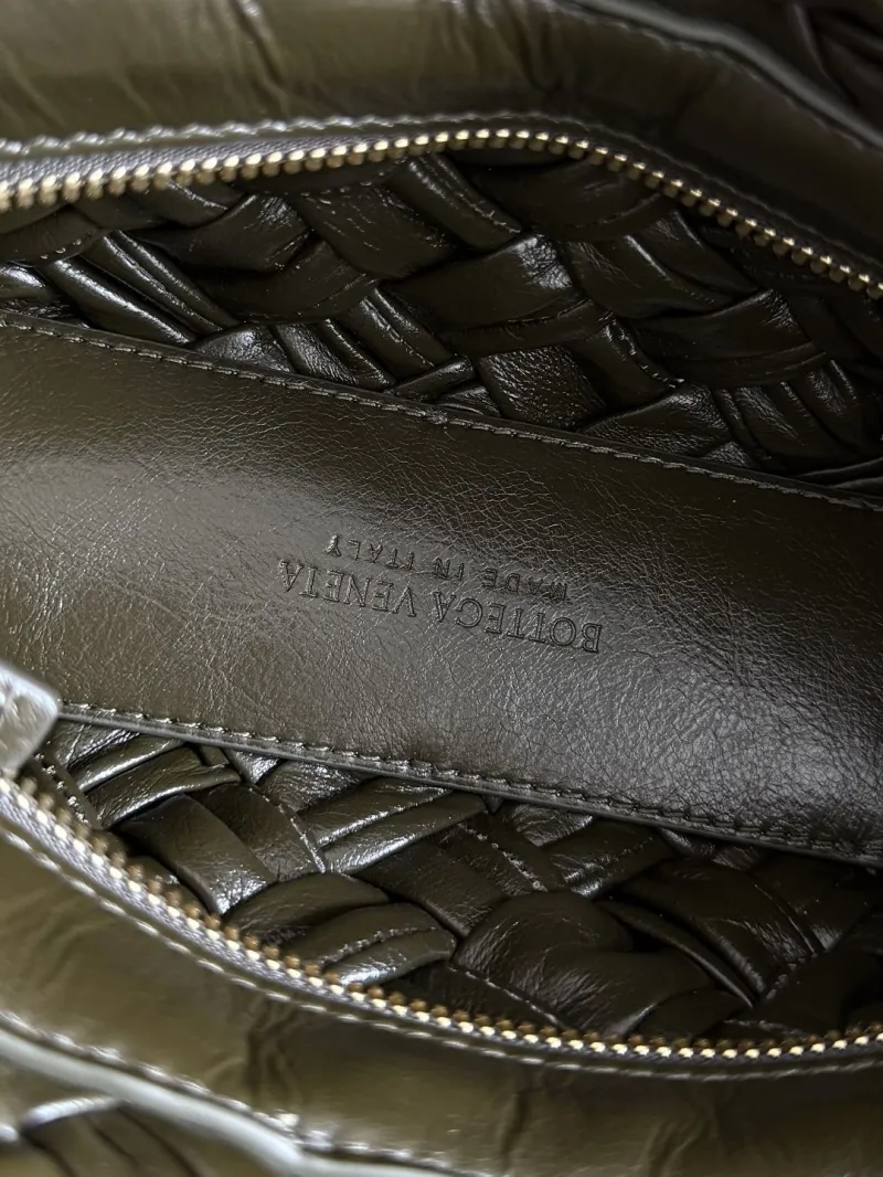 Bottega Veneta Woven Olive Leather Shoulder Bag - Image 7