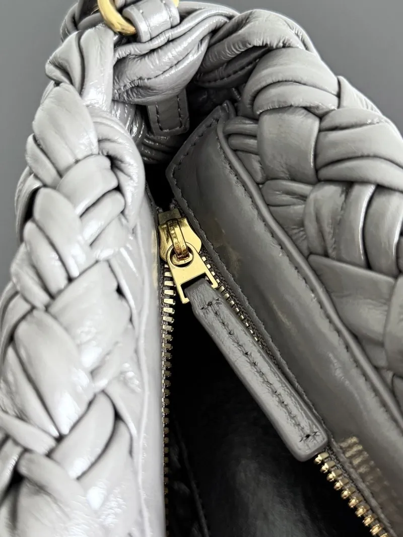 Bottega Veneta Gray Woven Top Handle Shoulder Bag 81 - Image 7