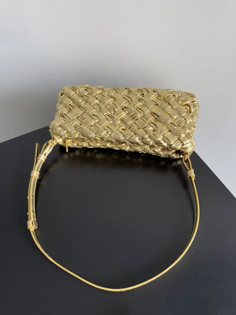 Bottega Veneta Gold Woven Top Handle Bag 82 - Image 4