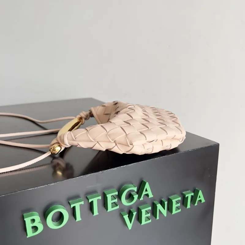 Alternative view of BV Top Handle Bags-97