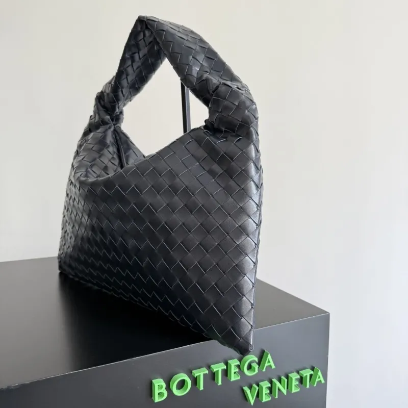 Alternative view of BV Top Handle Bags-113