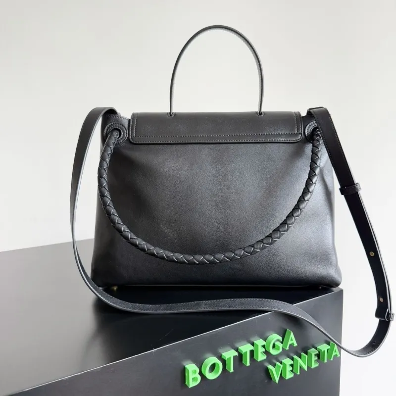 Alternative view of BV Top Handle Bags-119