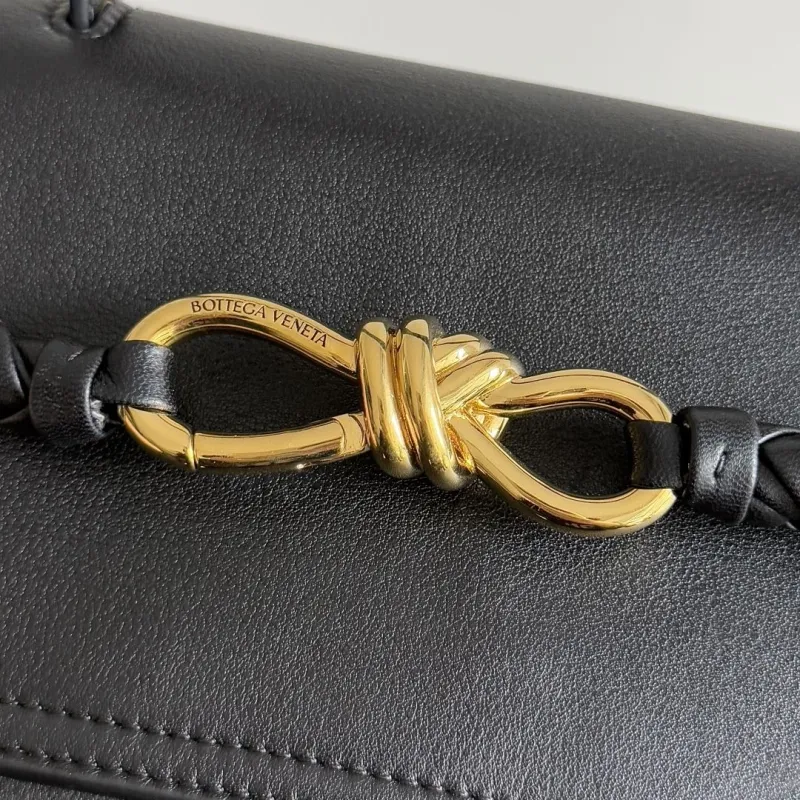 Bottega Veneta Black Leather Top Handle Crossbody Bag - Image 5