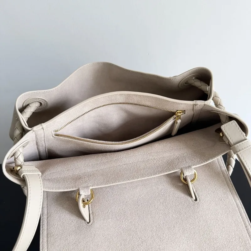 Bottega Veneta Beige Top Handle Leather Bag - Image 9