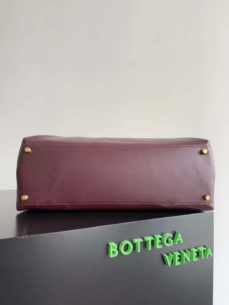 Bottega Veneta Burgundy Top Handle Bag 123 - Image 4