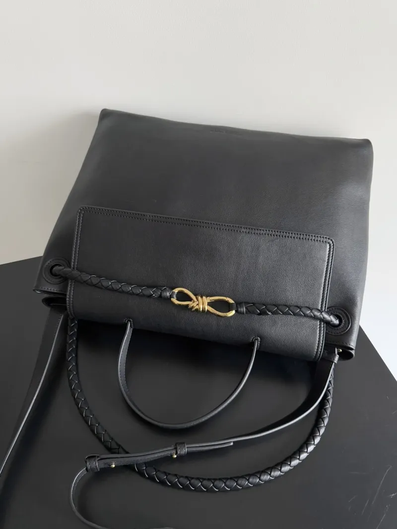 Bottega Veneta Black Top Handle Bag 124 - Image 7