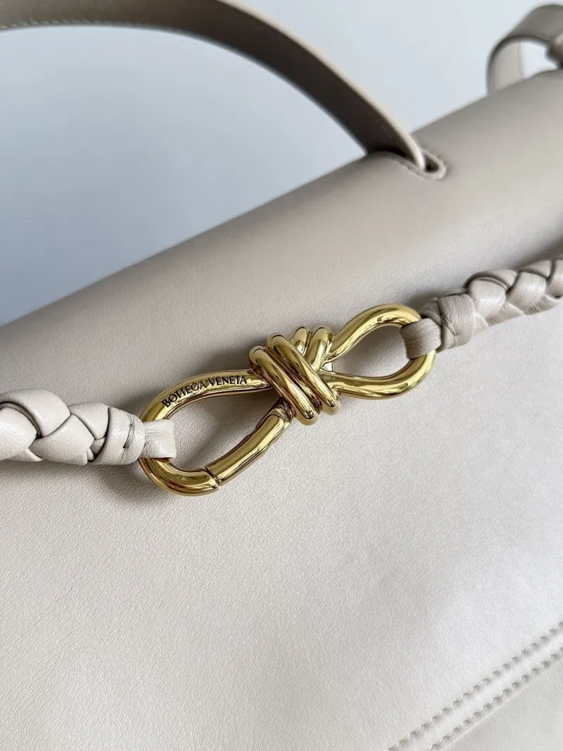 Bottega Veneta Beige Top Handle Shoulder Bag - Image 6