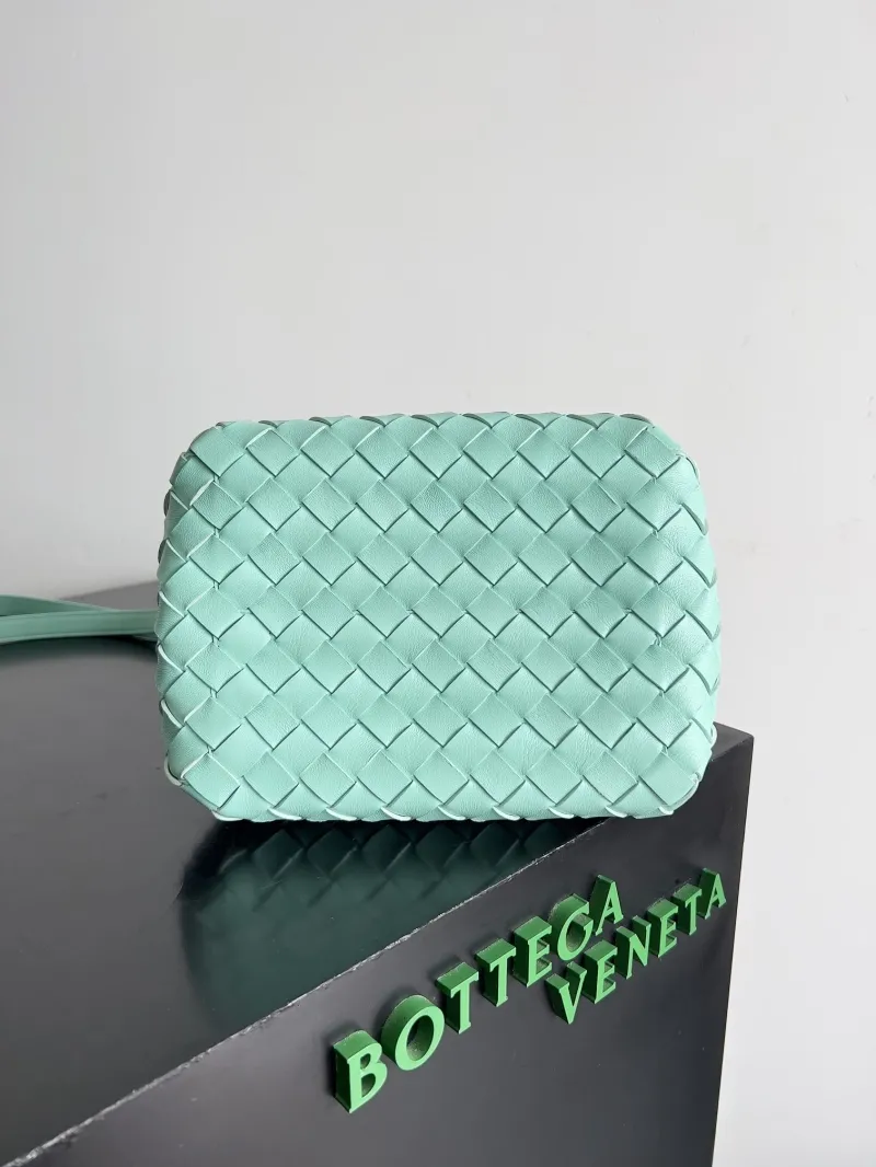 Bottega Veneta Mint Green Woven Top Handle Bag 129 - Image 6