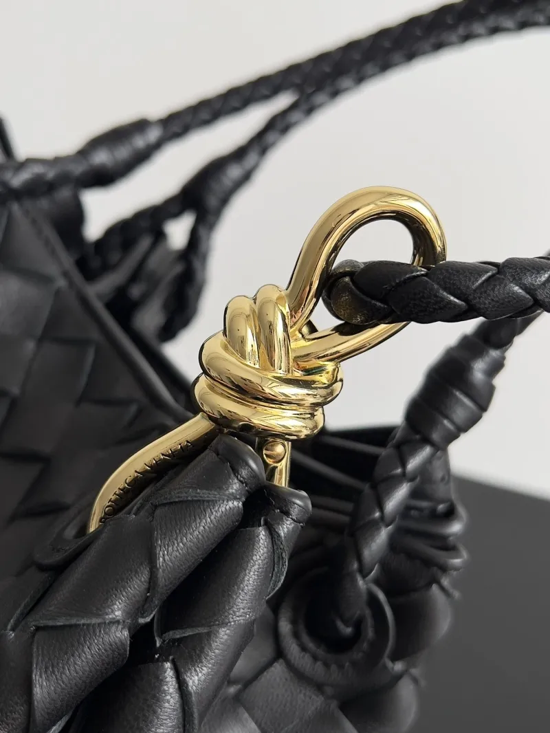 Bottega Veneta Black Woven Top Handle Bag - Image 4