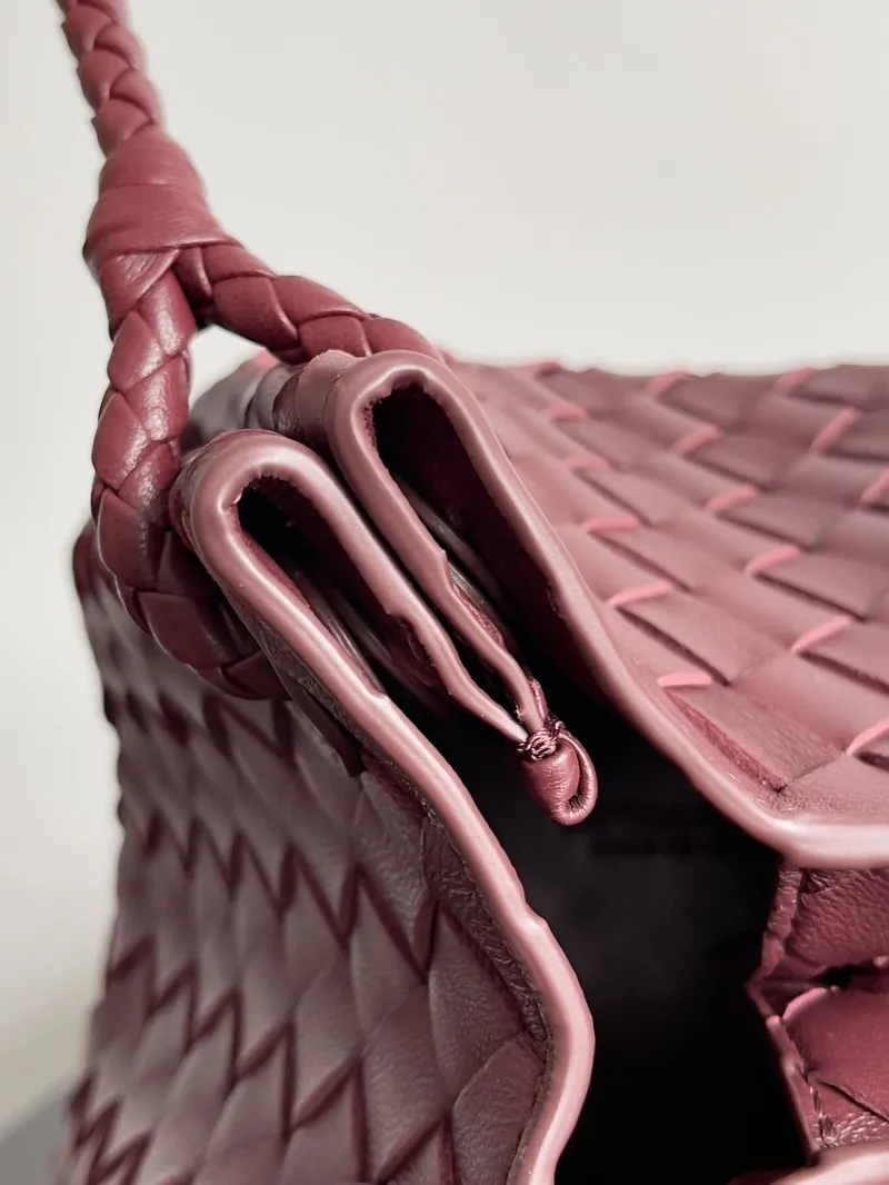 Bottega Veneta Burgundy Woven Top Handle Crossbody Bag - Image 5