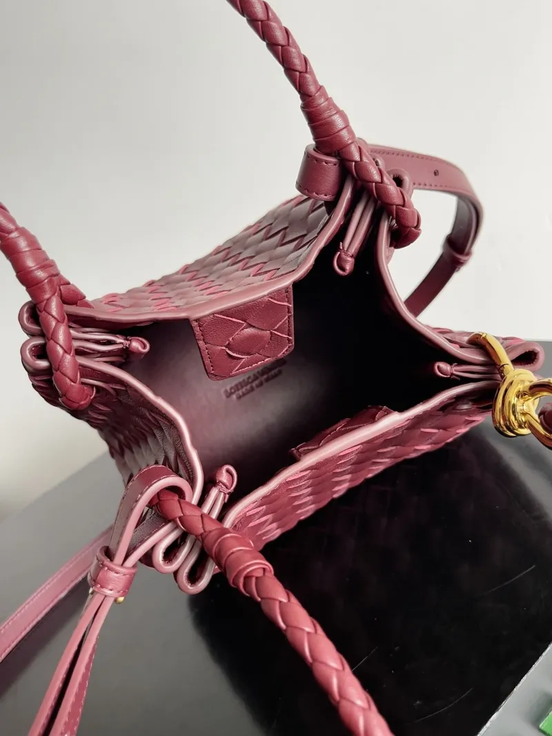 Bottega Veneta Burgundy Woven Top Handle Crossbody Bag - Image 9