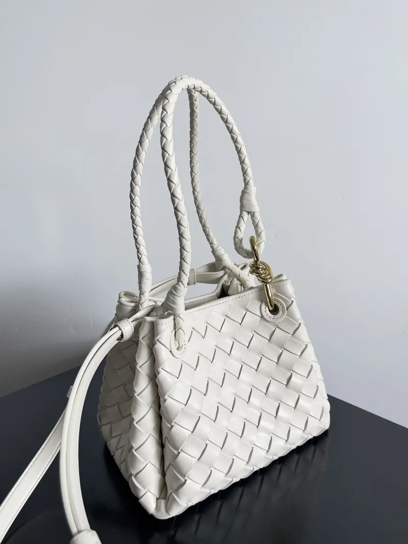 Bottega Veneta White Woven Top Handle Bag 136 - Image 4