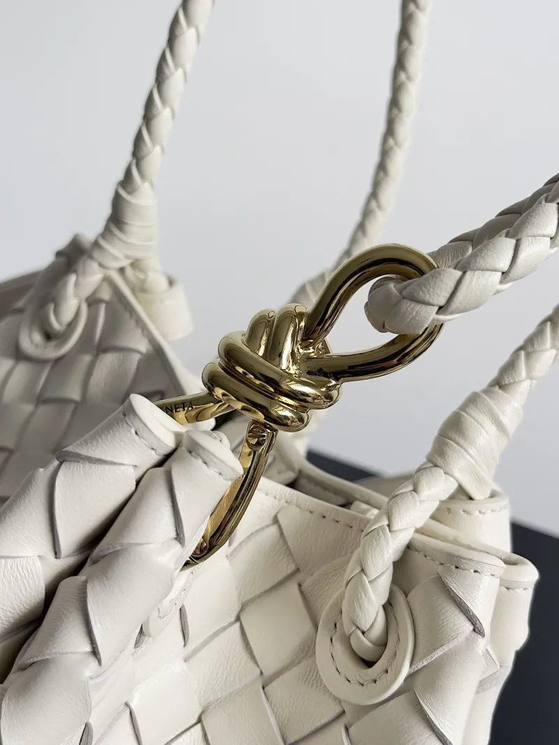Bottega Veneta White Woven Top Handle Bag 136 - Image 5