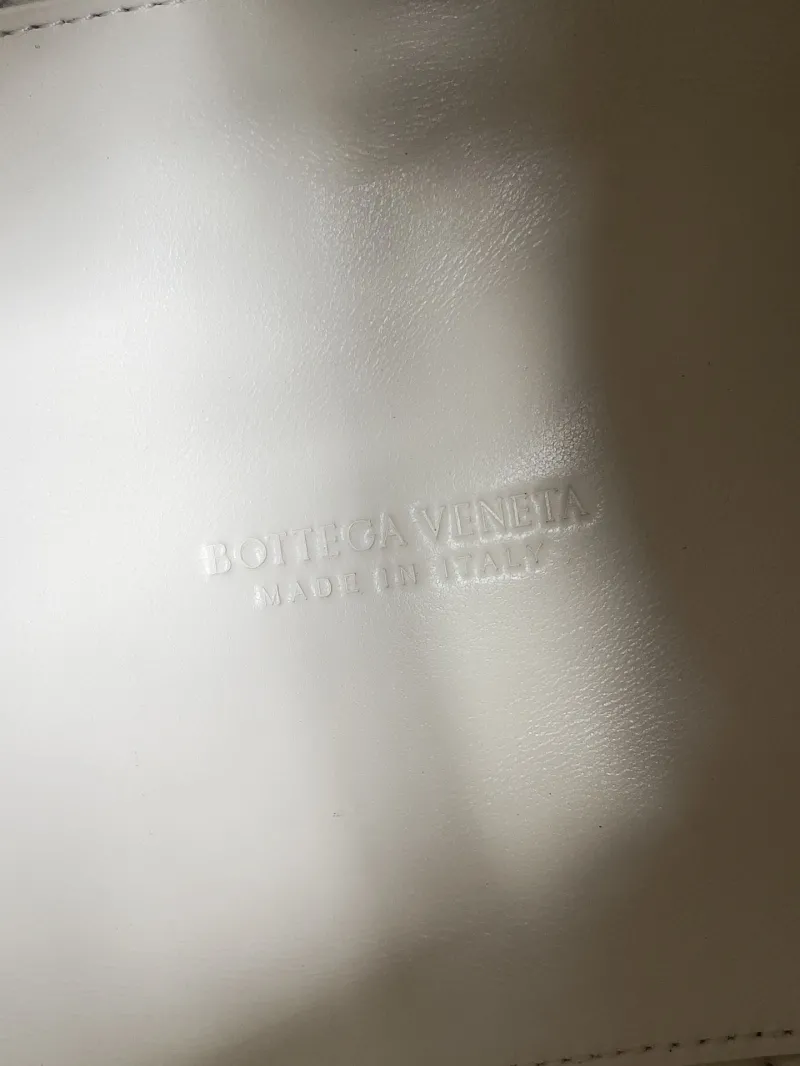 Bottega Veneta White Woven Top Handle Bag 136 - Image 8