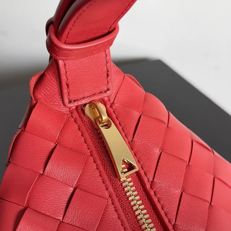 Bottega Veneta Red Woven Top Handle Bag 144 - Image 6