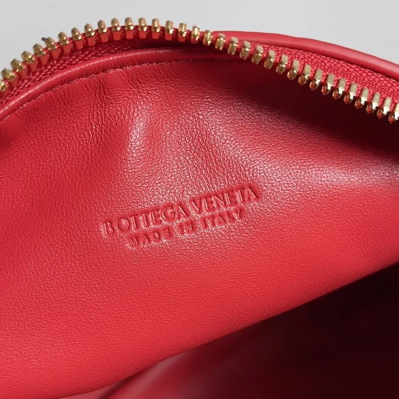 Bottega Veneta Red Woven Top Handle Bag 144 - Image 8