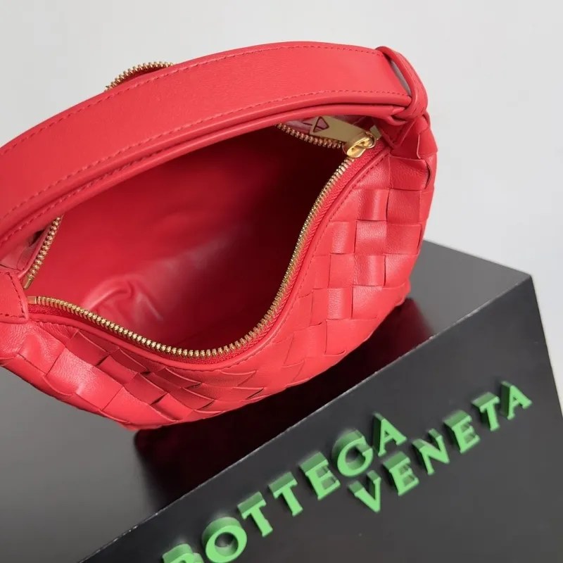 Bottega Veneta Red Woven Top Handle Bag 144 - Image 9