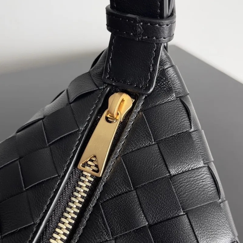 Bottega Veneta Black Intreccio Top Handle Bag 146 - Image 6