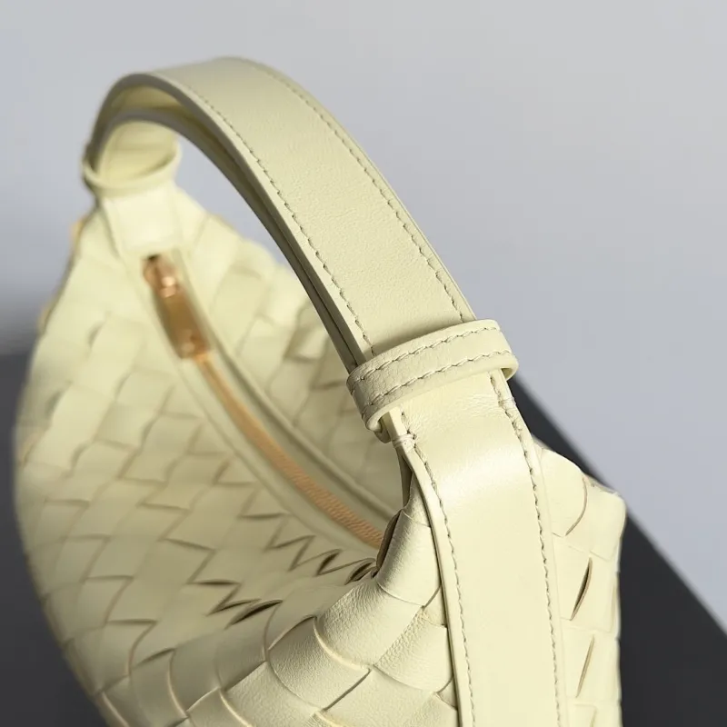 Bottega Veneta Pale Yellow Top Handle Bag - Image 5