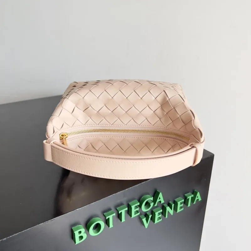 Bottega Veneta Nude Intrecciato Top Handle Bag 150 - Image 5