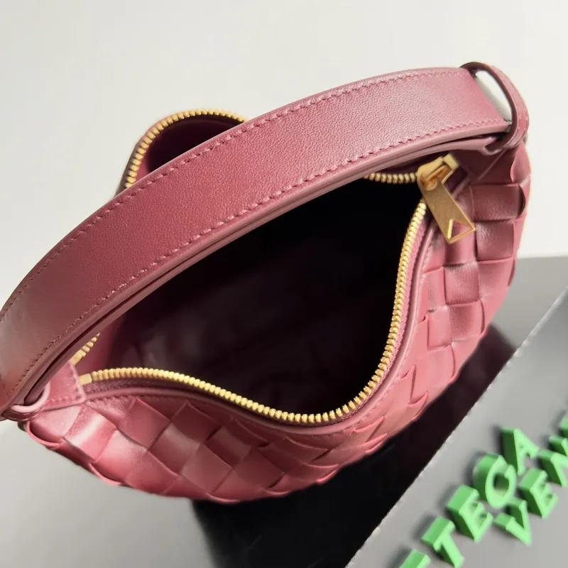 Bottega Veneta Burgundy Top Handle Bag 156 - Image 9