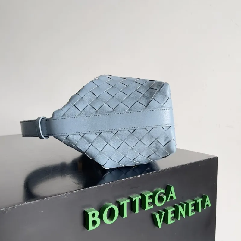 Alternative view of BV Top Handle Bags-158
