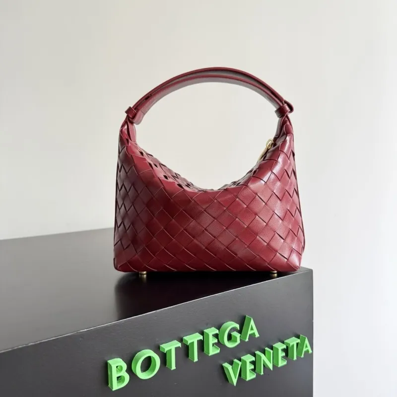 Bottega Veneta Burgundy Top Handle Bag 164