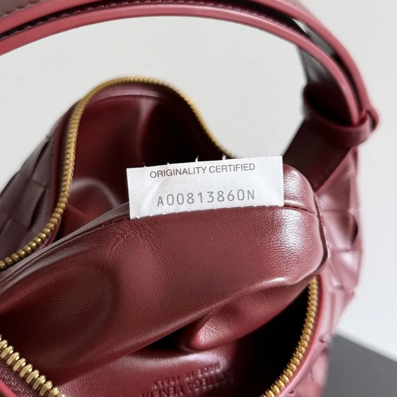 Bottega Veneta Burgundy Top Handle Bag 165 - Image 8