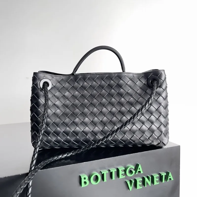 Bottega Veneta Black Woven Leather Top Handle Bag - Image 8