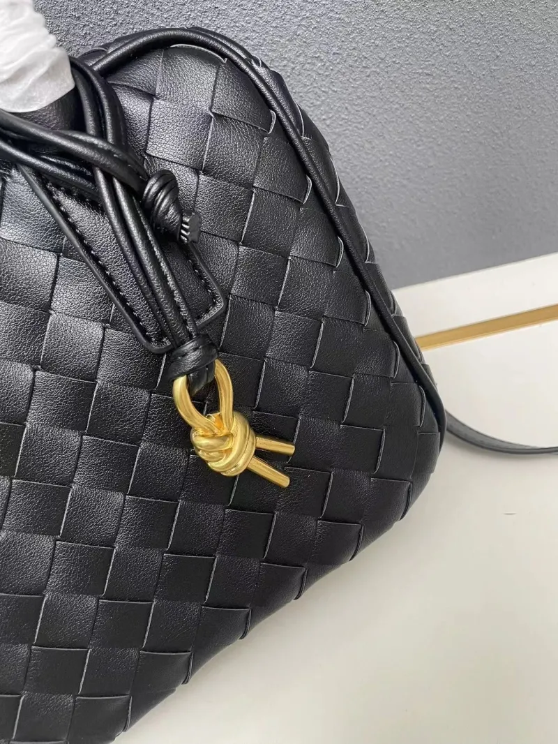 BV Black Woven Top Handle Crossbody Bag S07002 Size 17.5*23.5*9 - Image 5