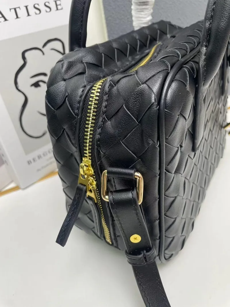 BV Black Woven Top Handle Crossbody Bag S07002 Size 17.5*23.5*9 - Image 6