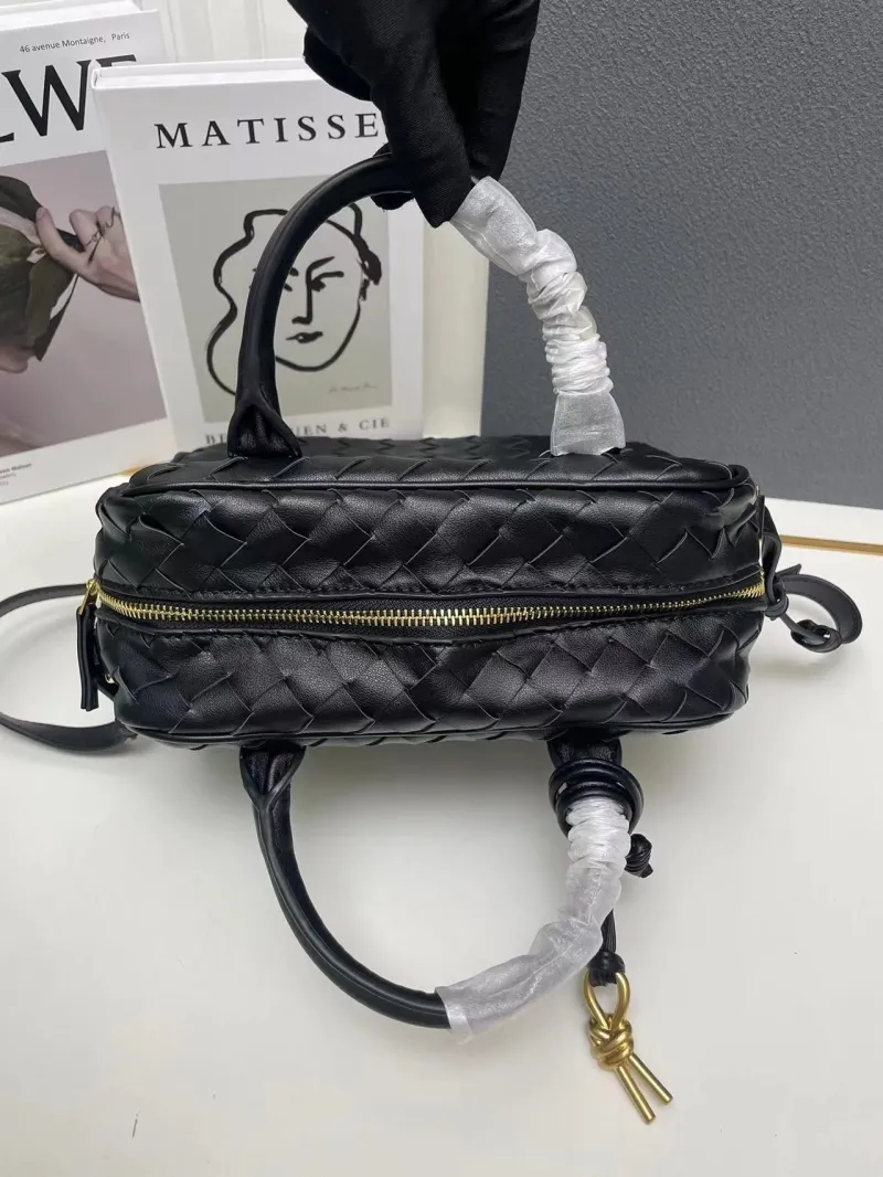 BV Black Woven Top Handle Crossbody Bag S07002 Size 17.5*23.5*9 - Image 7