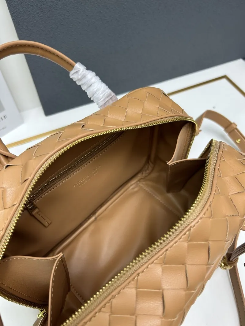 Bottega Veneta Tan Top Handle Crossbody Bag S07002 - Image 10