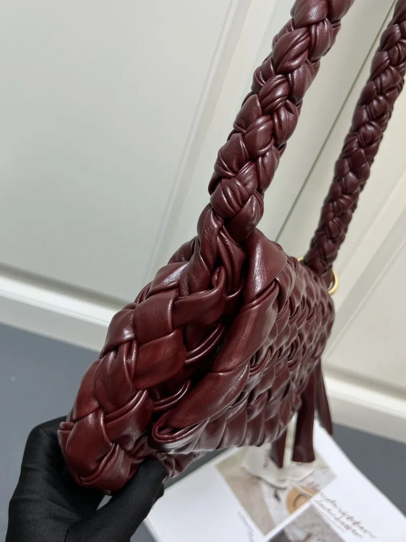 BV Burgundy Woven Leather Shoulder Bag S0985 - Image 5
