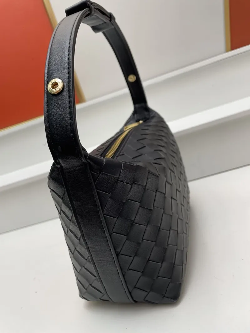 Black BV Woven Top Handle Bag S01901 - Image 4