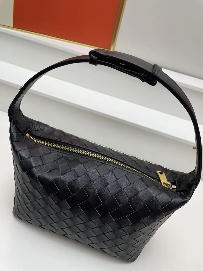 Black BV Woven Top Handle Bag S01901 - Image 5