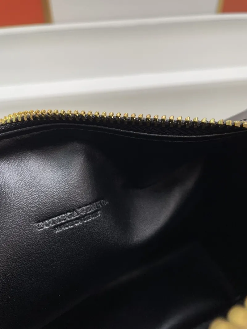 Black BV Woven Top Handle Bag S01901 - Image 9