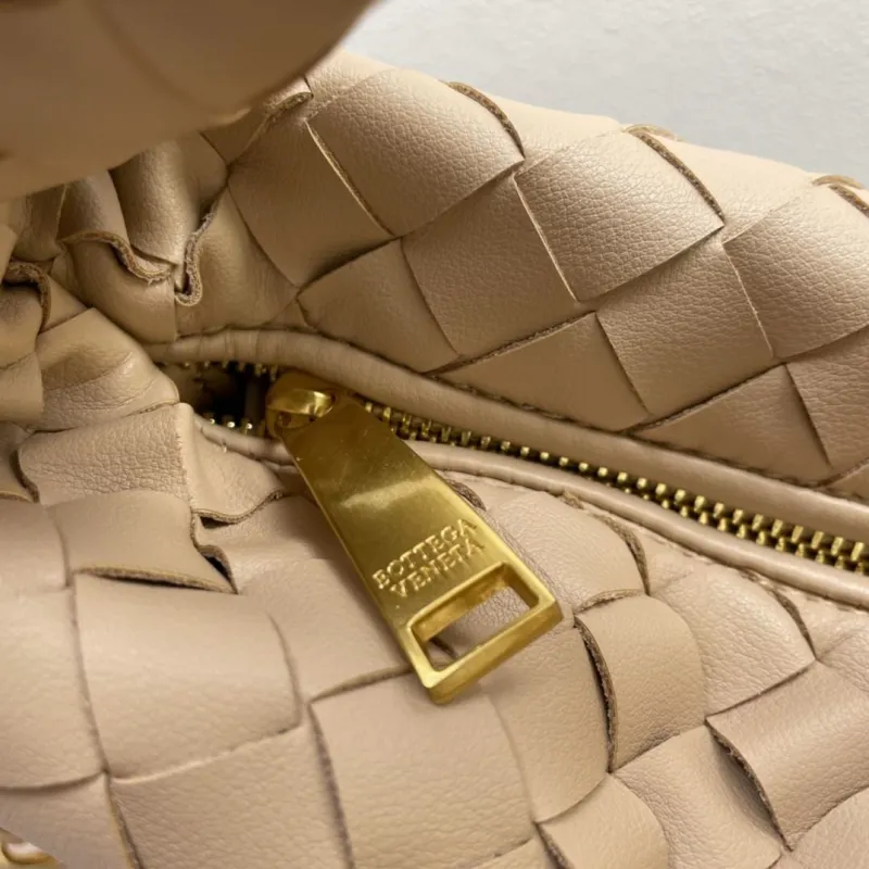 Bottega Veneta Beige Woven Top Handle Bag S03055 - Image 6