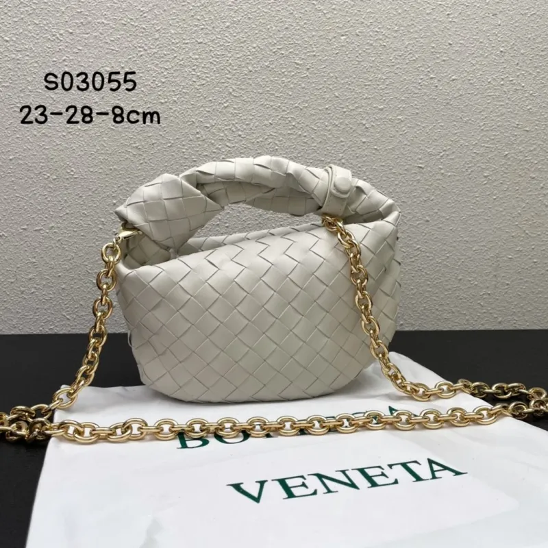 Bottega Veneta White Woven Top Handle Bag S03055 - Image 3